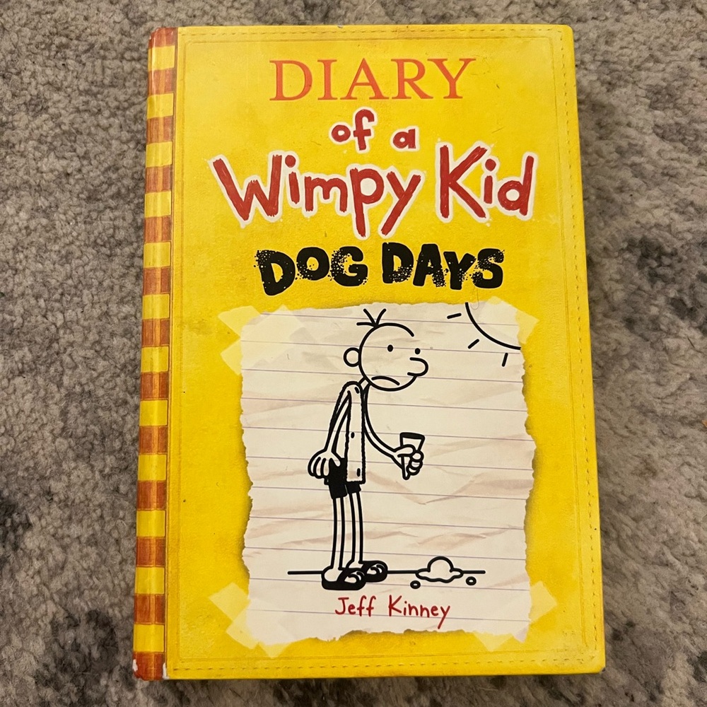 Diary of a Wimpy Kid Book 4 Dog Days by Jeff Kinney Hard Cover